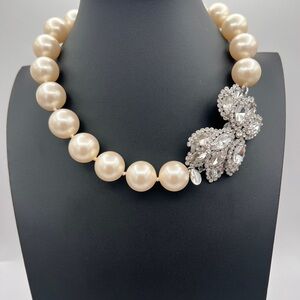 ANN TAYLOR Rhinestone Faux Pearl Necklace 
18" Signed